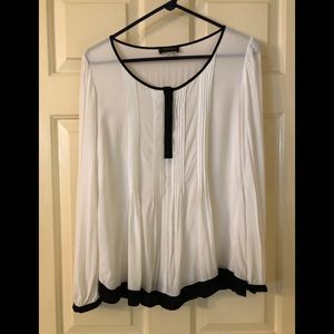 Spense white top